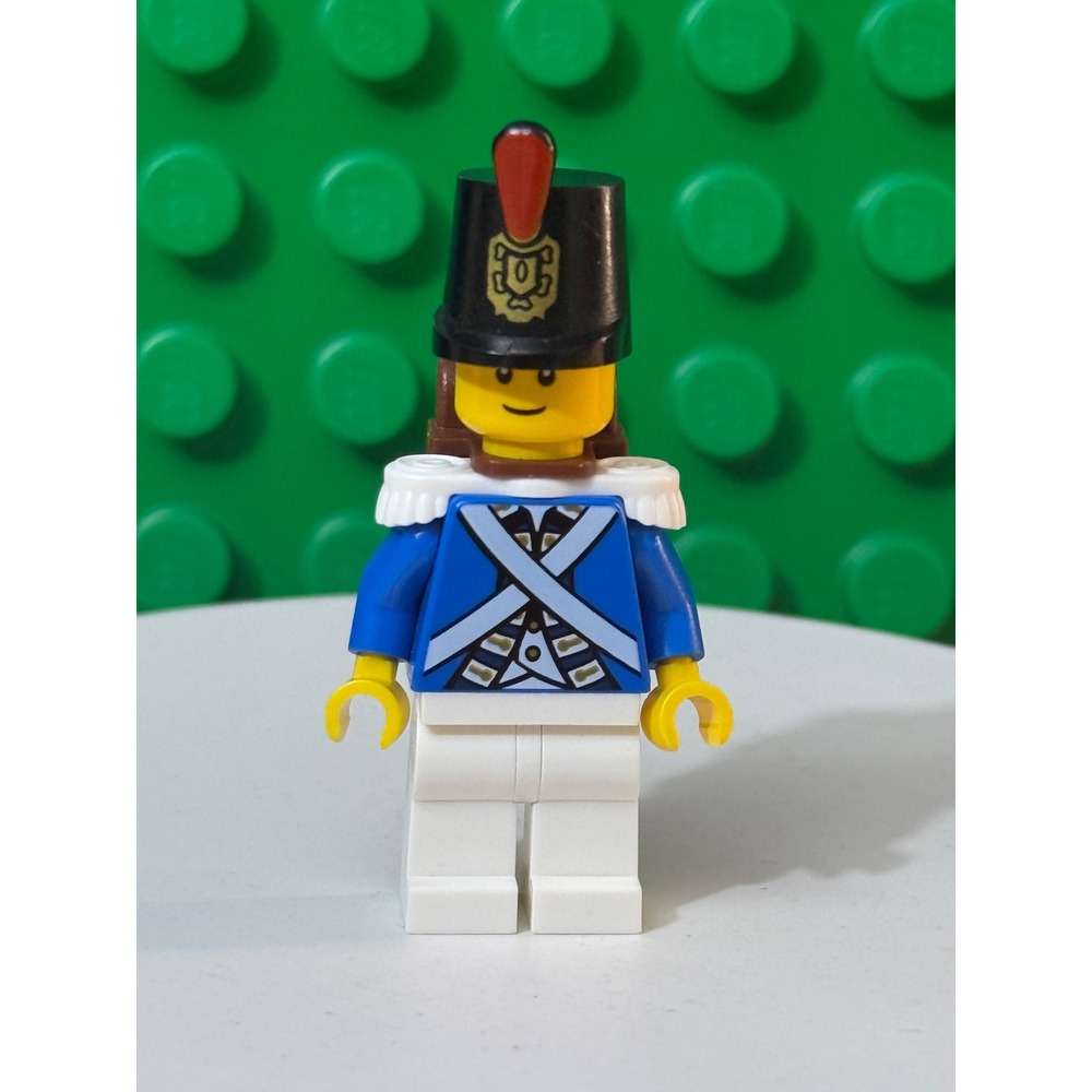 LEGO Pirates Imperial Soldier Minifigure Blue Coat Brown Backpack Shako Hat